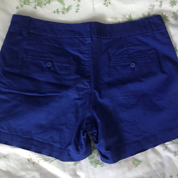 Gap khaki shorts - Picture 2 of 3